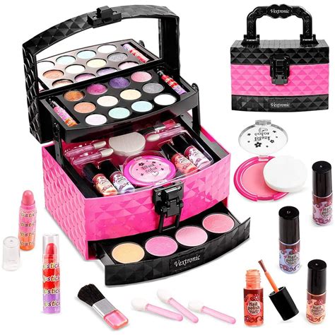 Makeup Sets and Kits for Girls .